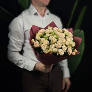 21 КУСТОВАЯ РОЗА
