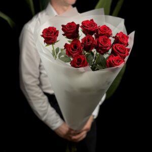 11 ИМПОРТНЫХ РОЗ
